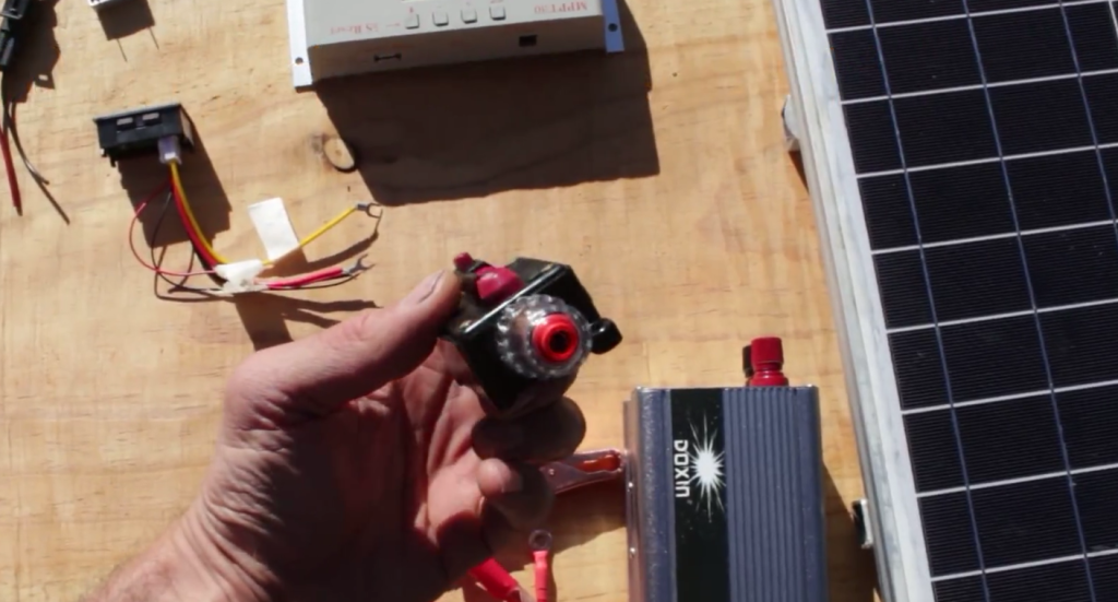 How to build a basic portable solar power system -camping,boating,off ...