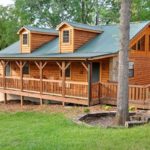 Choosing and Preparing the Best Wood for Log Cabins